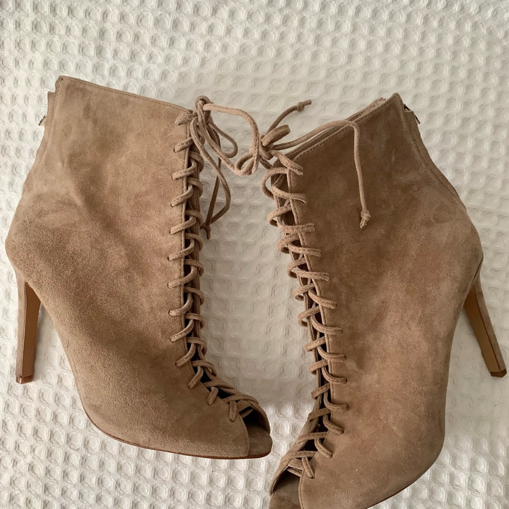 Vince Camuto Kelby Lace Up Open Toe High Heel Suede Booties.